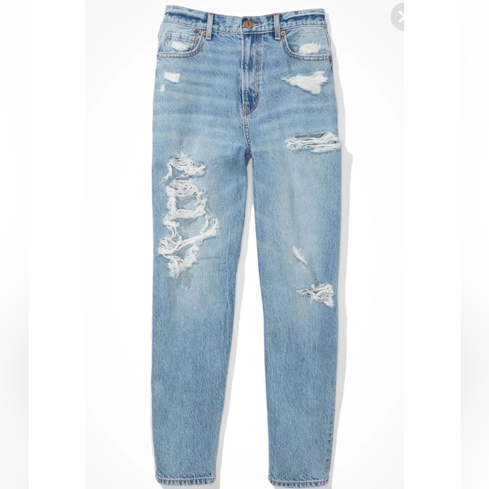 AE Ripped Relaxed Mom Jean